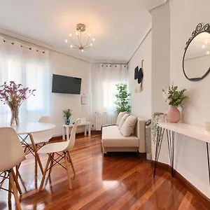 https://apartamento-junto-al-ayuntamiento.sansebastianhotels.net